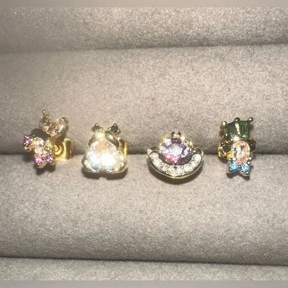 18K Gold Plated Disney Alice In Wonderland Theme Asymmetrical Stud Earrings - Picture 8 of 9